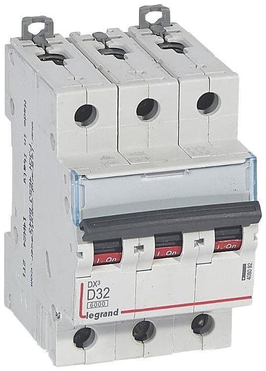 Legrand 408092 Выключатель автоматический трехполюсный DX3 6000 32А D 10кА