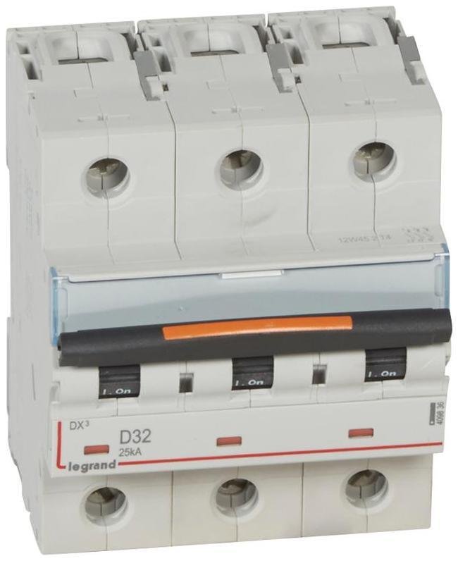 Legrand 409836 Выключатель автоматический трехполюсный DX3 32А D 25кА (4,5 мод)