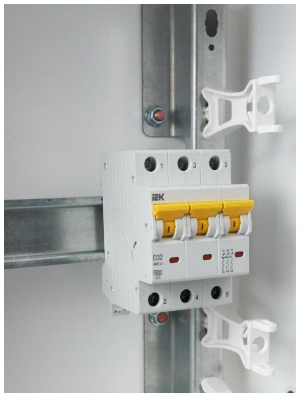 Миниатюра 9