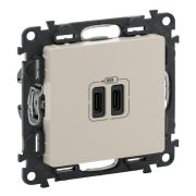 Valena LIFE Сл. кость Зарядное устройство с 2-мя USB-разьемами тип С-тип С 240В/5В 3000мА С лицевой панелью | 753207 | Legrand