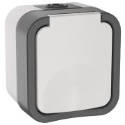 TORS Розетка 1-я с з/к кр. 16А IP55 TS220 белый | TS-R16-16-55-K41 | IEK